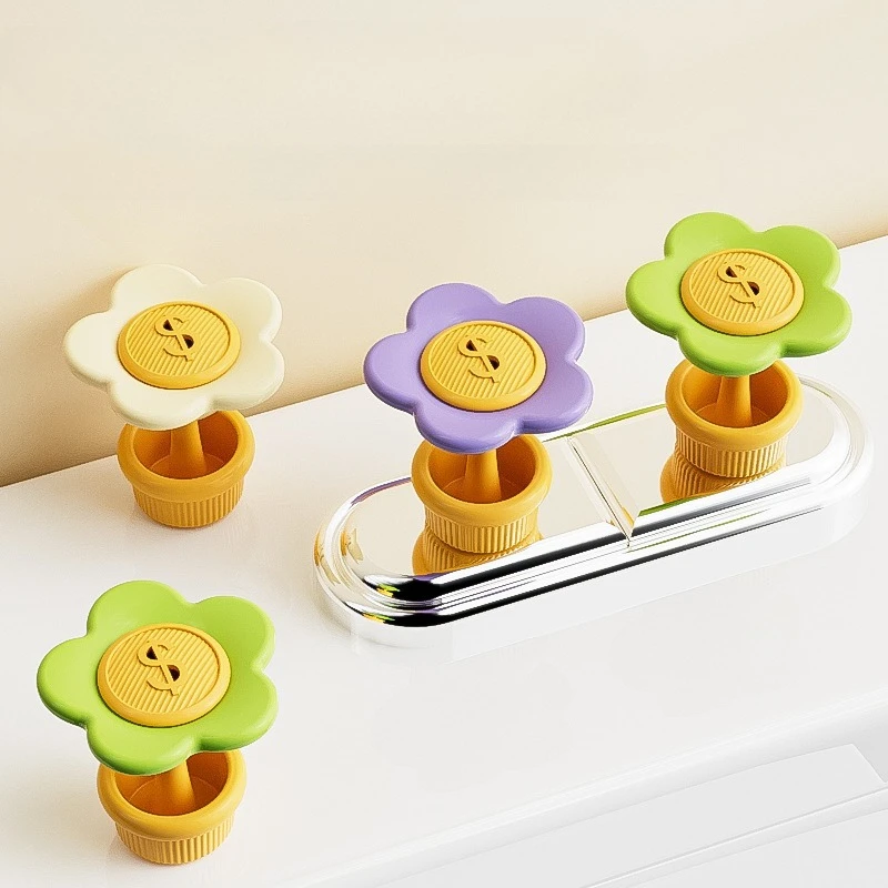 Little Flower Toilet Press Creative Toilet Water Tank Button Flushing Hose Aromatherapy Tablet Auxiliary Long Nail Art Button