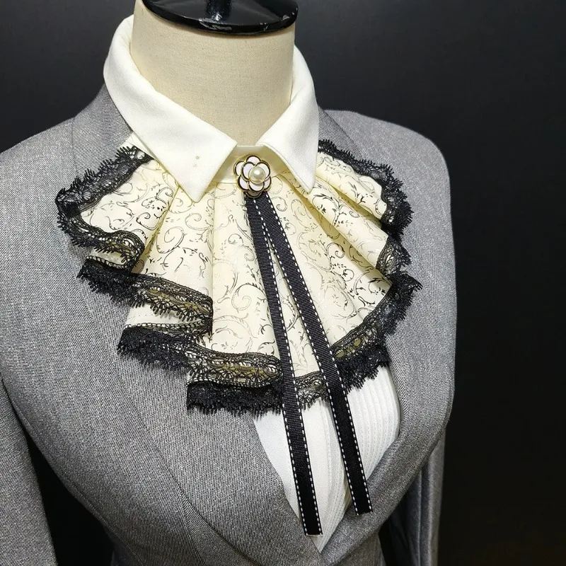 

Европейские и американские маленькие воротники с черными краями, которые можно сочетать с накладными воротниками для рубашек, подходят для сценических выступлений.