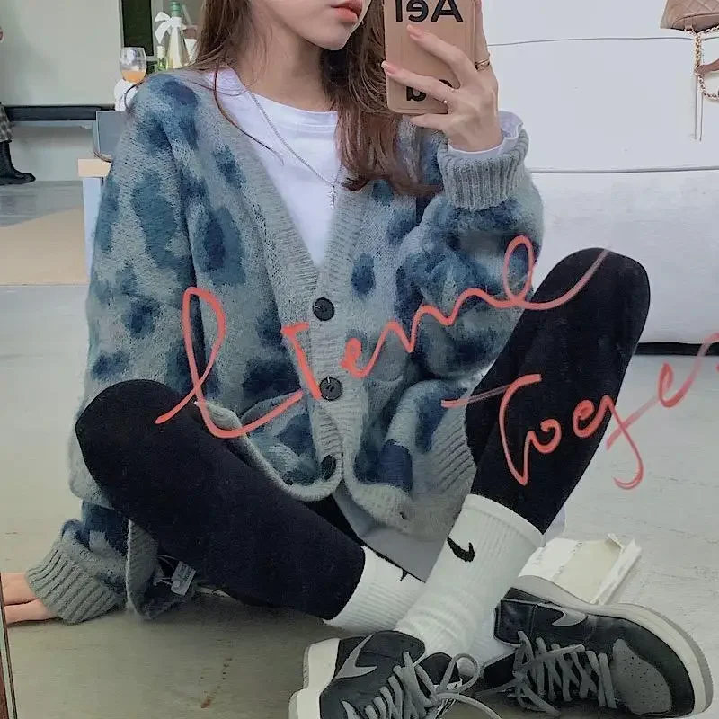 Tie Dye Cardigan Women Casual Long Sleeve Streetwear Harajuku Elegant Hipster Knitted Ulzzang Sweaters Baggy V-neck Aesthetic