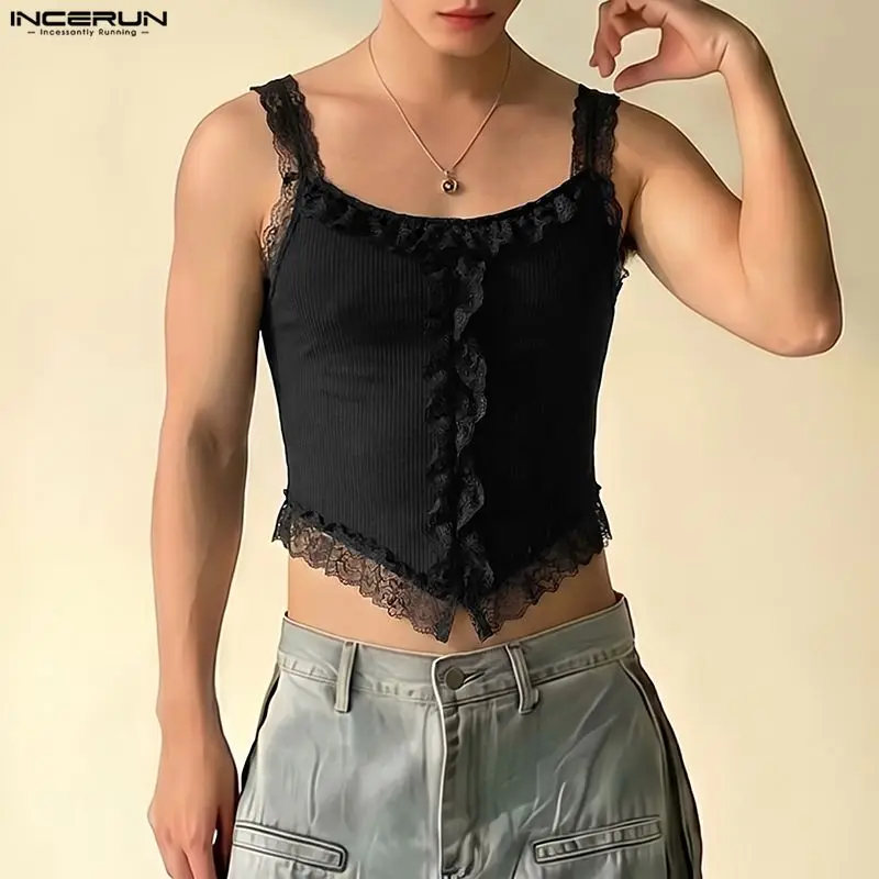 INCERUN Herren Tanktops mit Spitzen-Patchwork, Ärmellose Sexy Unisex Crop Tops, Streetwear Sommer 2026 Mode, Unregelmäßige Westen für Männer