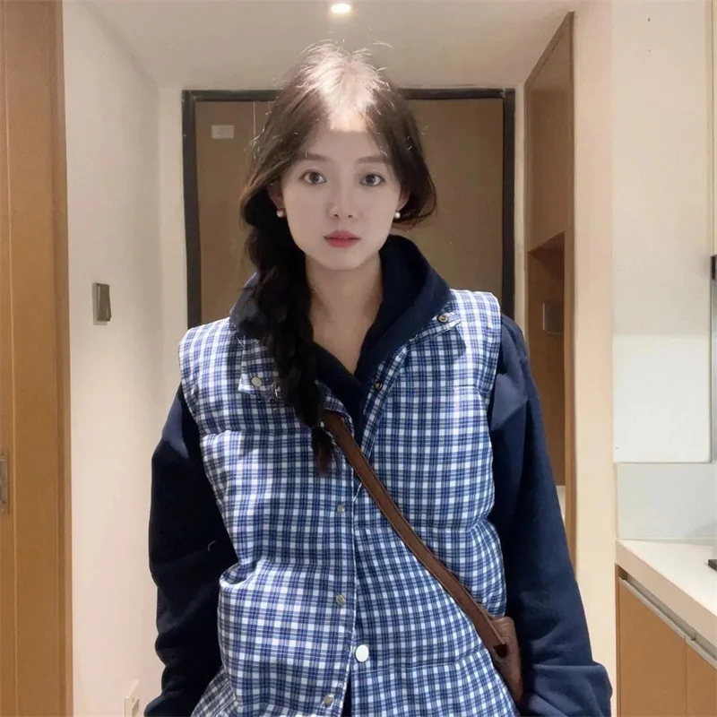 

2024 Design Unique Small Fragrant Cotton Vest Autumn and Winter New Blue Horse Clip Camry Shoulder Western Style Top Exterior