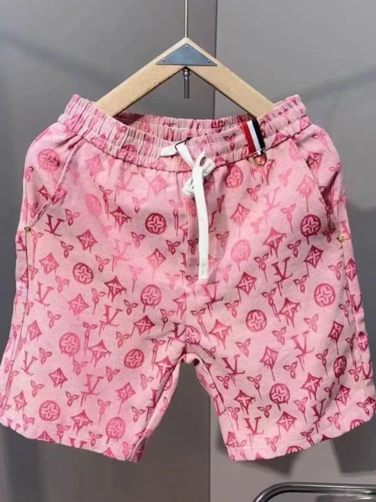 2025 Fashion leisure Station Jacquard Shorts Summer New Trend Brand Light Luxury High-end Sports Fashion Trend Beach Pants