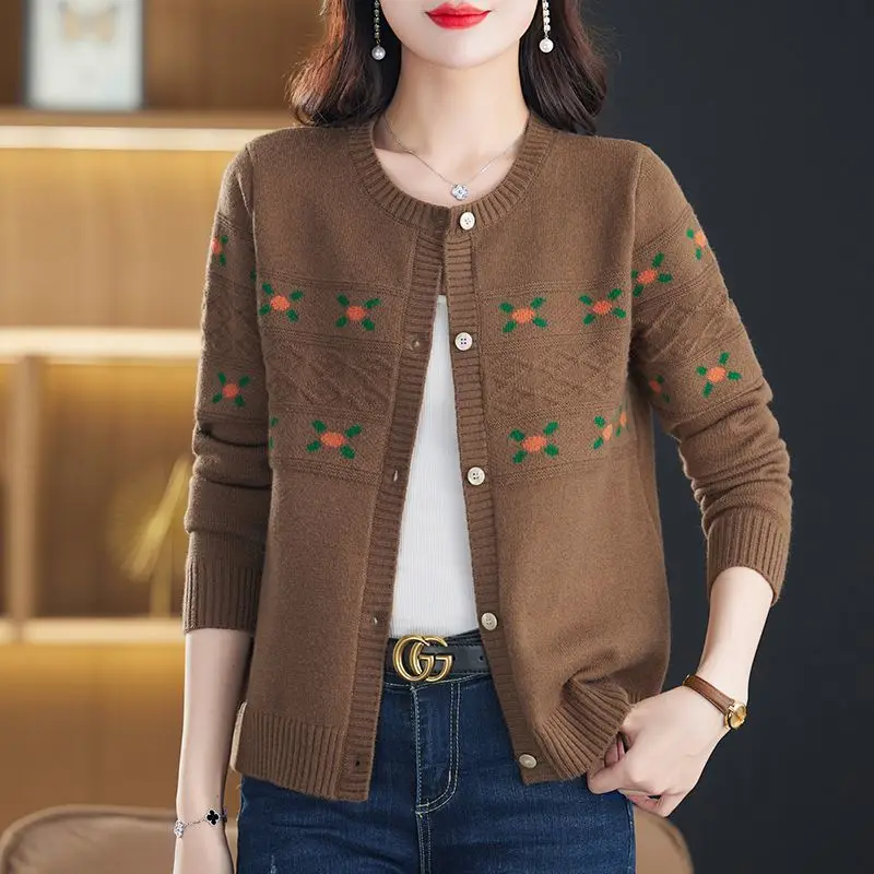 Fashionable Ethnic Style Women\'s Spring and Autumn Short Knitted Jacket Round Neck Mother\'s Women\'s Sweater Cardigan Simple