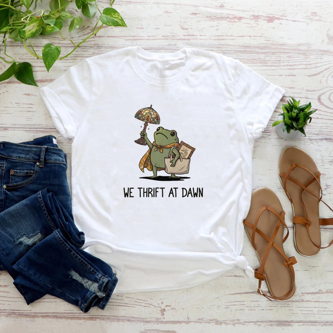 We Thrift At Dawn T-Shirt Funny Frog Meme Thrifting Tee Thrift Lover Tshirt Women Short Sleeve T-shirts Vintage Casual Tops