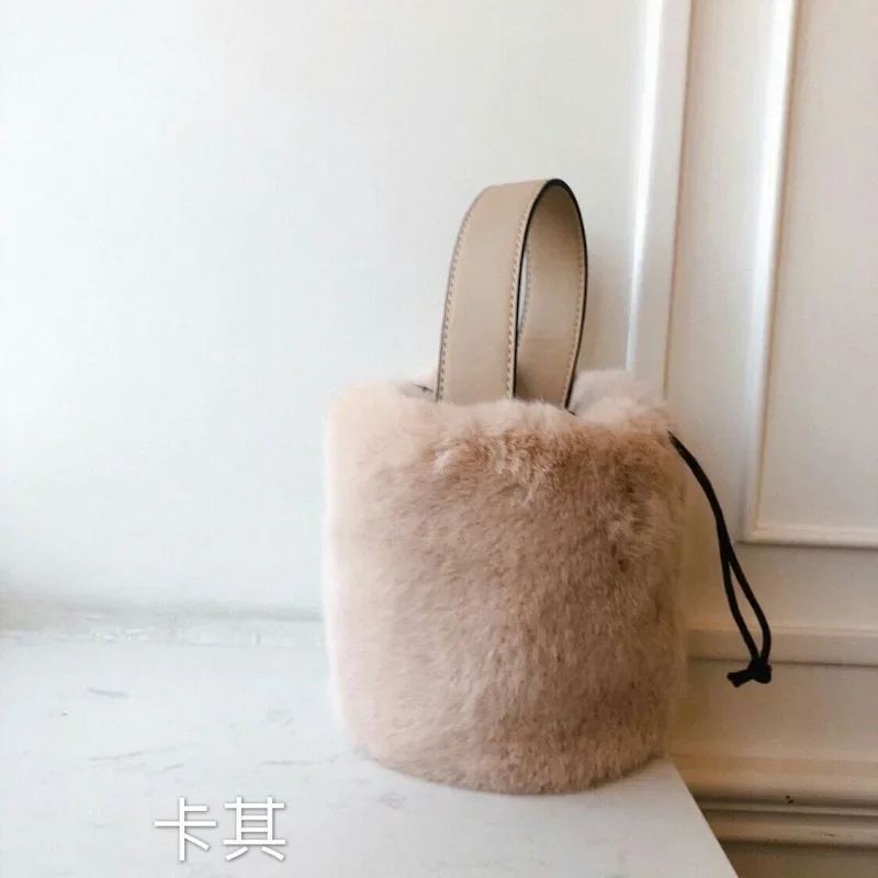 Plush Drawstring Bucket Bag Fashion Women Versatile Handheld Shoulder 2024 Autumn Winter New Item