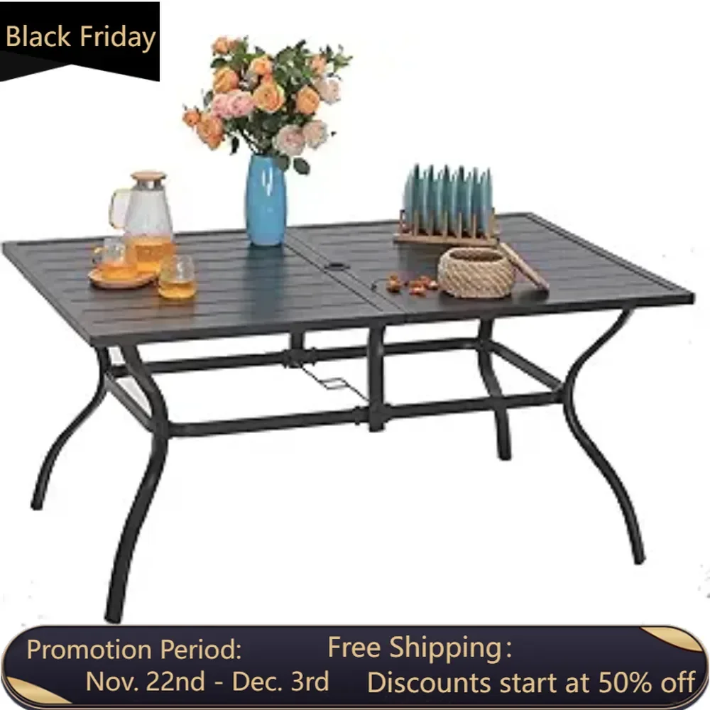 

It can accommodate 6 people, outdoor dining table on rectangular metal terrace, and weatherproof table with black steel strip