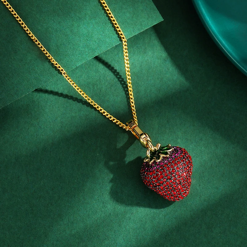 

1Pc Exquisite A Red Strawberry Pendant With Full Diamonds,Korean-Style Minimalist Student-themed Fresh Fruit Pendant For Bags