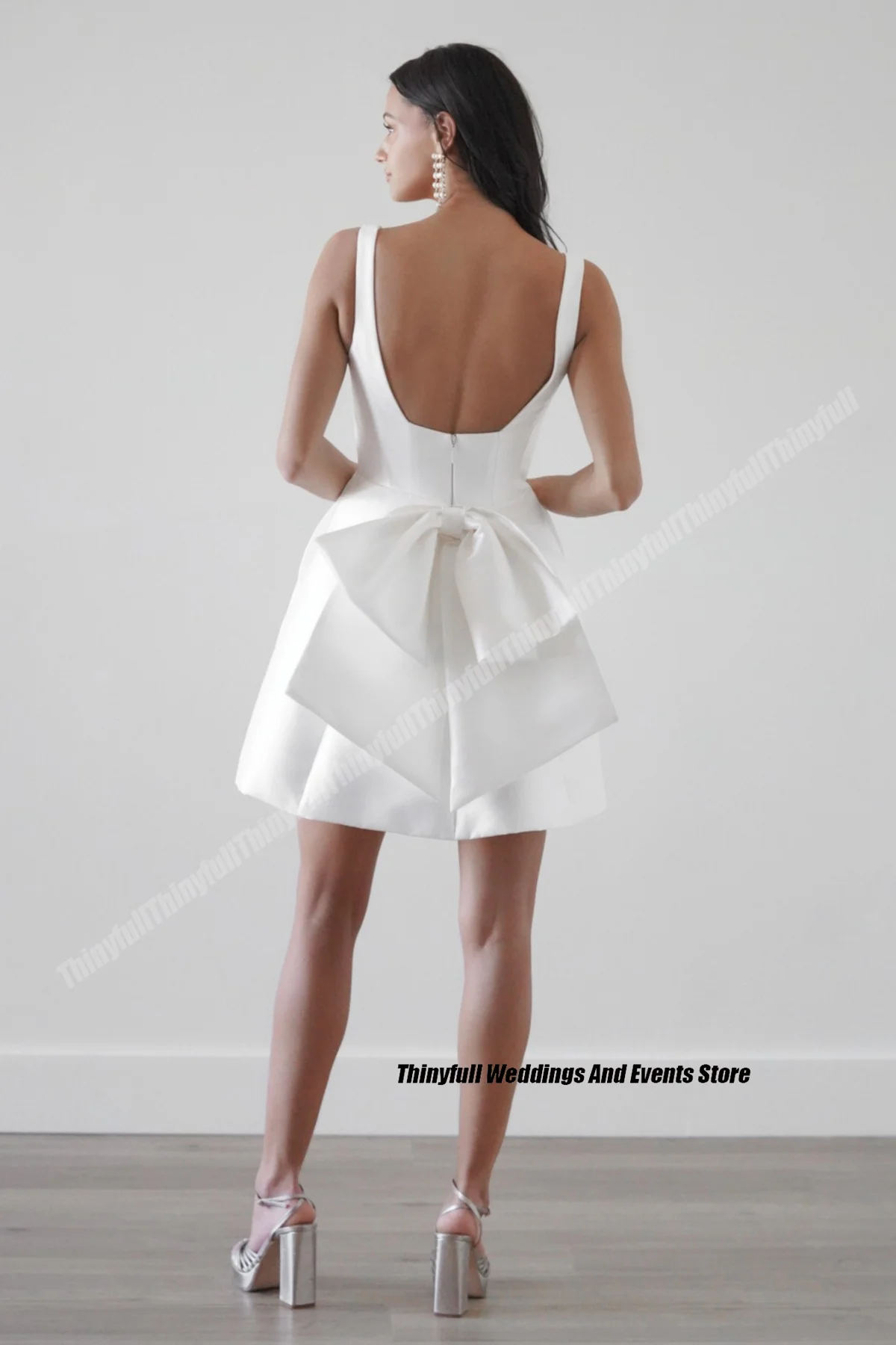 Thinyfull-vestido de novia corto y sencillo para mujer, minivestido de satén con lazo, sin mangas, para playa, 2024