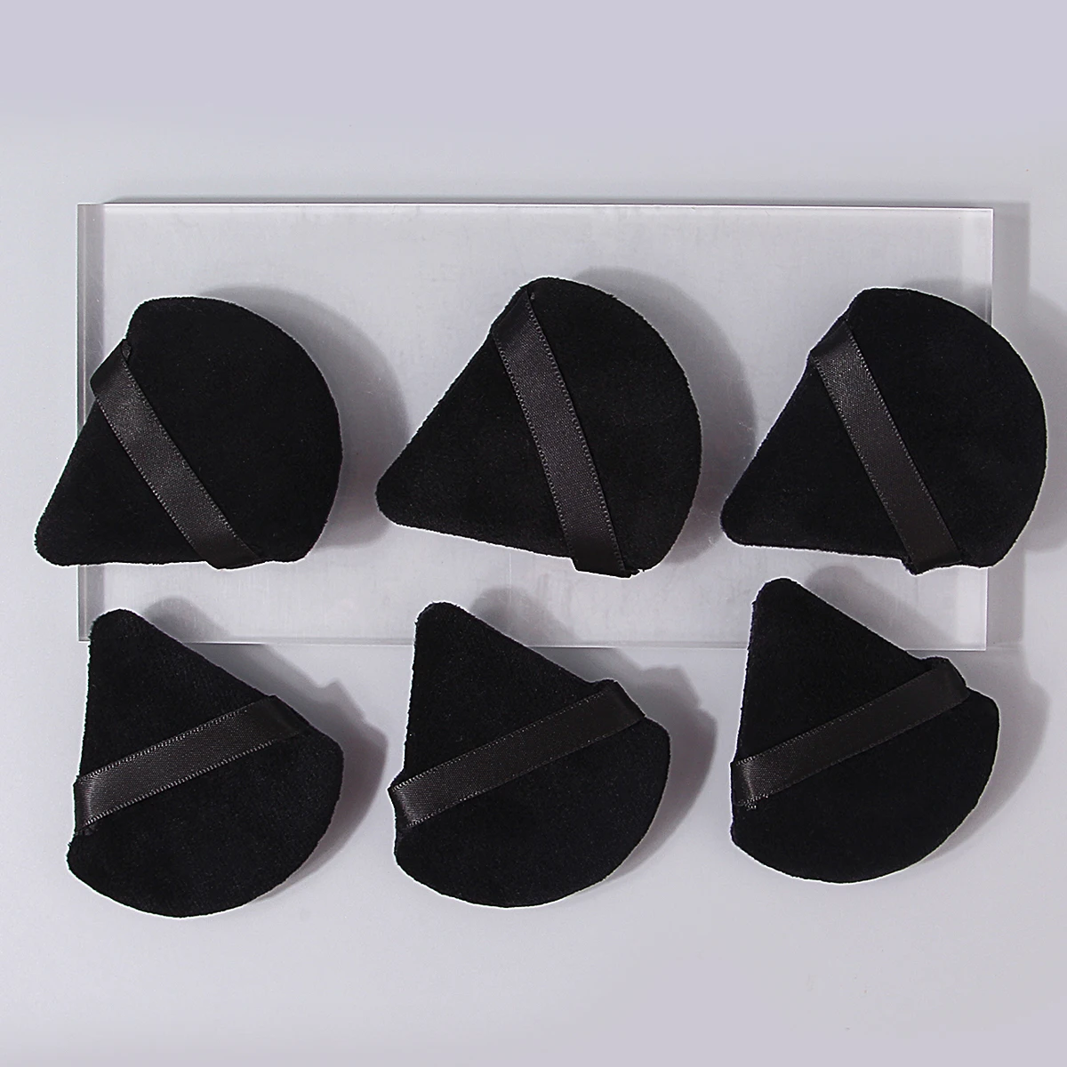 6PCS best-selling black triangular powder puff, suitable for both dry and wet use, an easy tool to create flawless base makeup