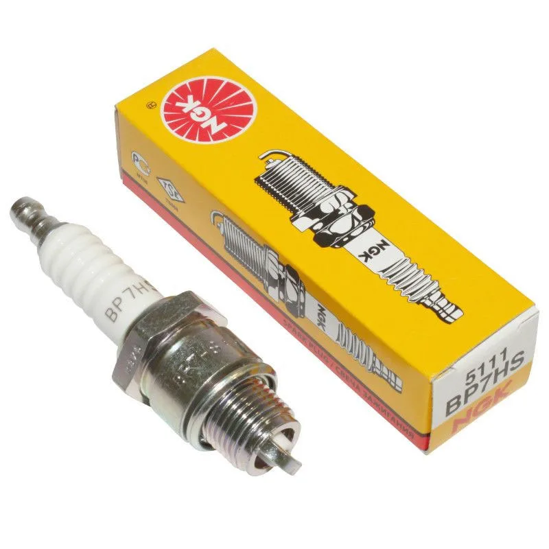 4Pcs NGK Motorcycle Spark Plug BP7HS 5111 for HYOSUNG SACHS SUZUKI YAMAHA APRILIA CAGIVA DUCATI CITROEN