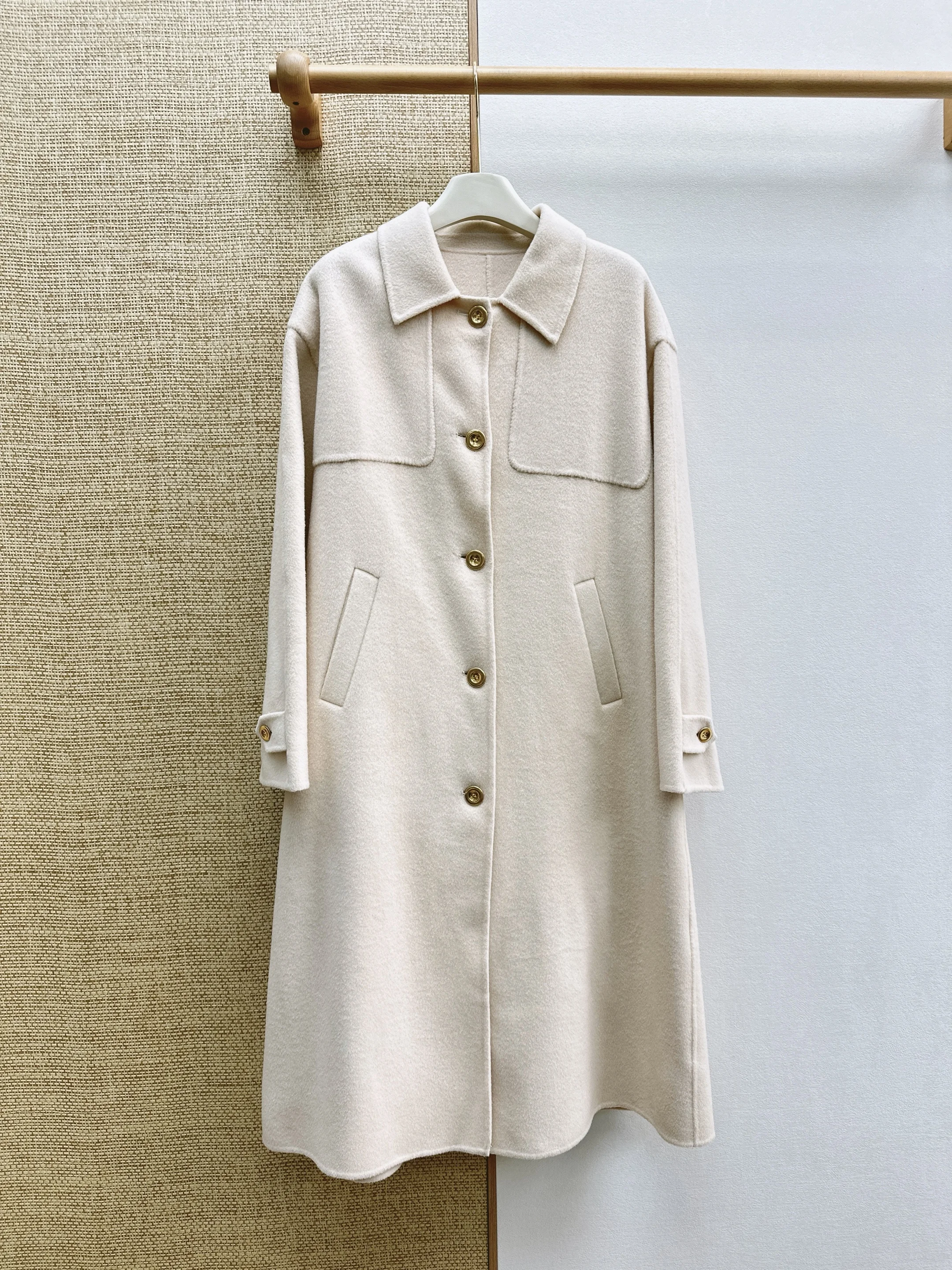 Women Long‑cut Double‑face Wool Lapel Coat Hand‑made Double‑face Wool Fabric Minimalist Casual Elegant Outerwear