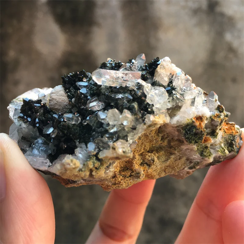Natural Crystal Quartz With Epidote Symbiosis Mineral Specimen Raw Stone Cluster Healing Reiki Home Decor Collection