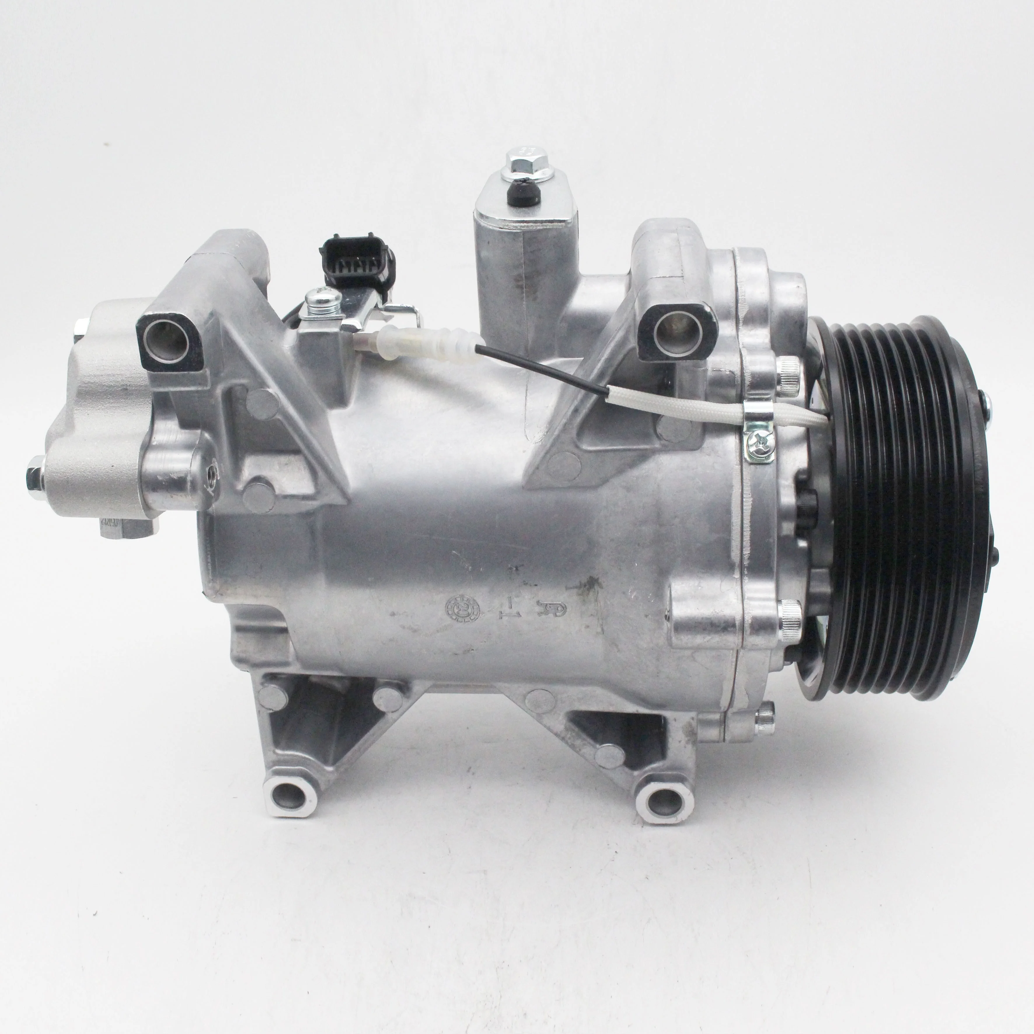 Factory Supply Ac Compressor 12V For  CRV2.4(07-15) Oem SANDEN3724 Auto Ac Compressor Air Conditioner*