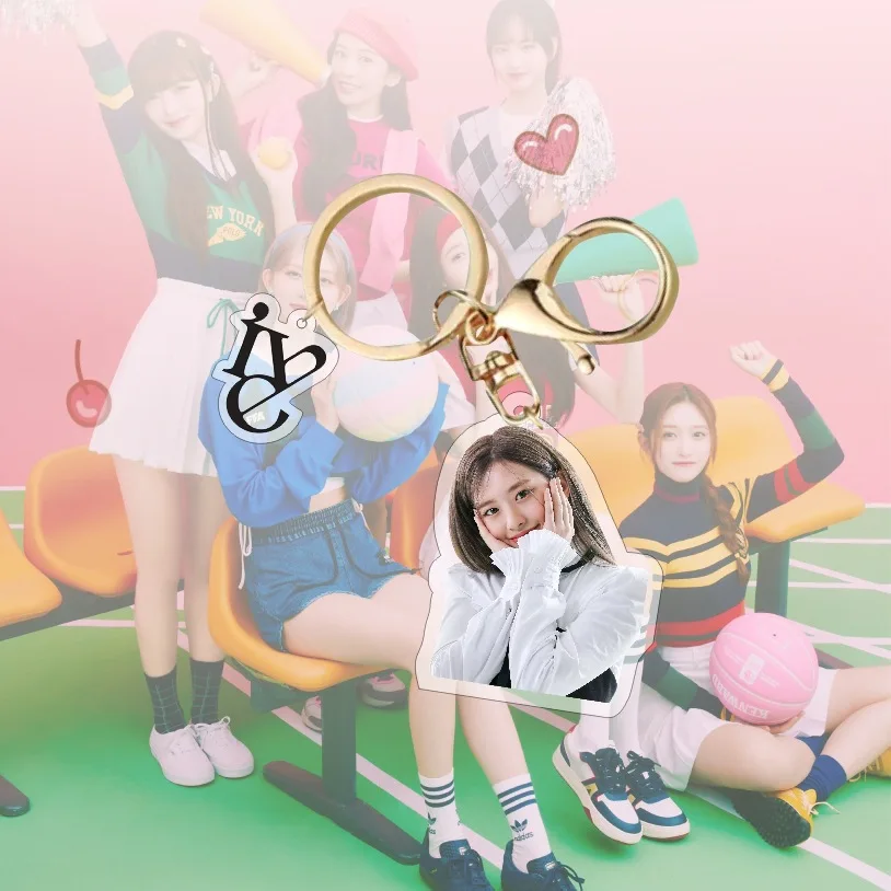 Kpop Idol IVE Acrylic Keychain New Key Chain Accessories Key Ring Pendant Keyring Gifts Fans Collection