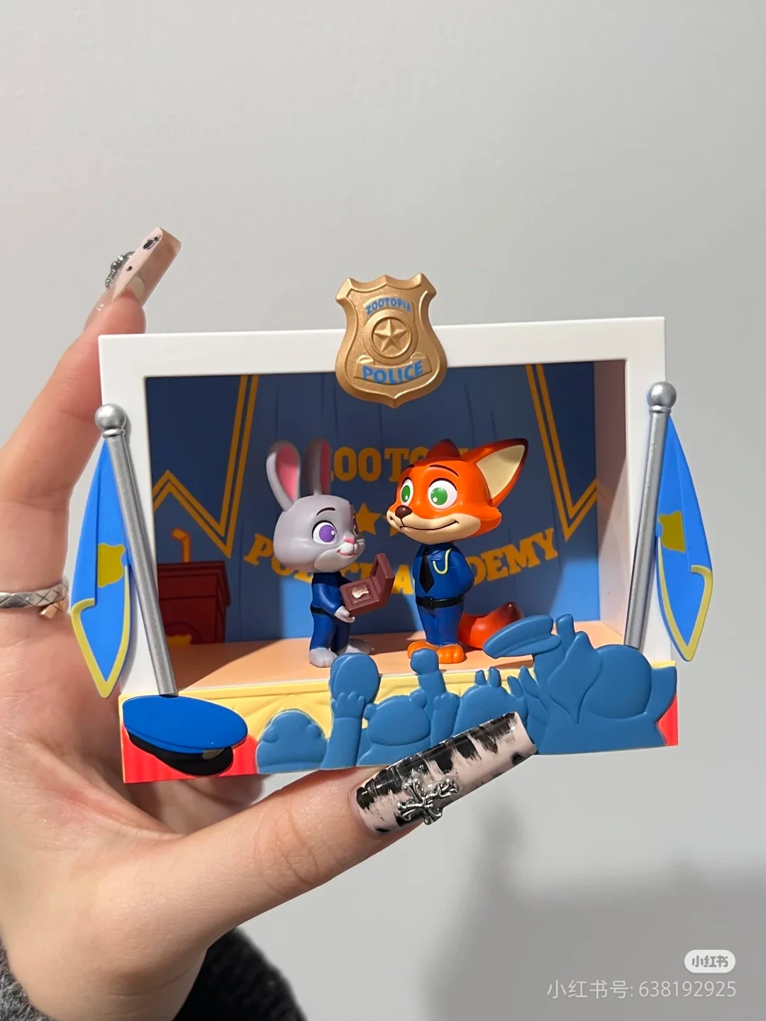 Caja ciega Original de Disney Zootopia Highlights, adorno de escritorio hecho a mano para cumpleaños, juguete para regalo