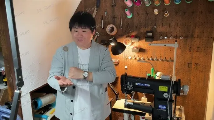 

Kagaro Gone Watch By Mott-Sun Magic tricks ( 58 Store Download )