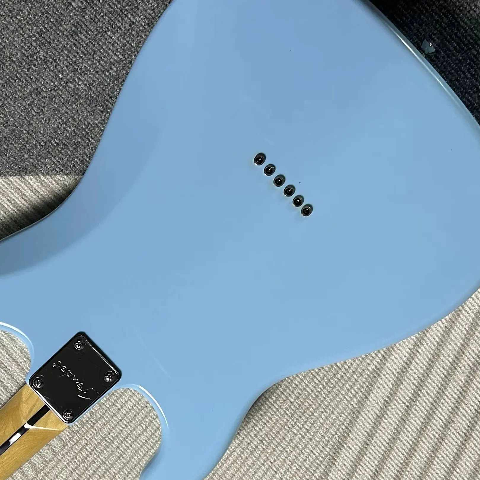 Hot Sale Electric Guitars - Blue Color - White Pearl Pickguard - Rosewood Fingerboard view 2