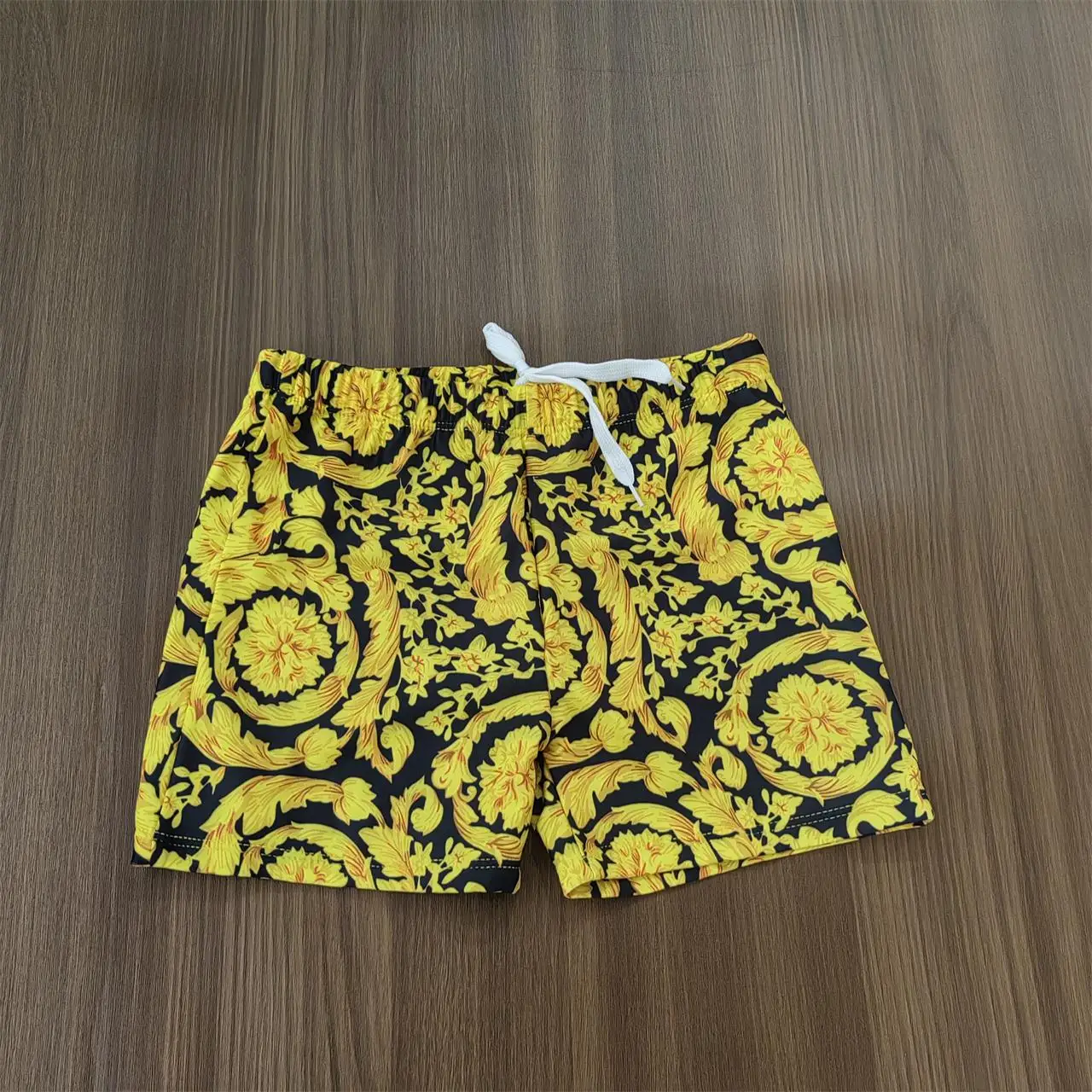 2025 جديد الأطفال سروال سباحة قصير الذهب الأولاد سروال سباحة قصير الراقية لينة الطفل السباحة ملخصات سعر المصنع