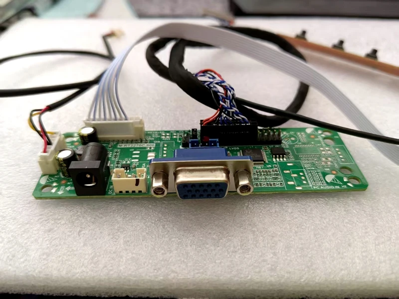 

Для 7-дюймового G070Y2-L01 800x480 ЖК-экрана VGA ЖК-контроллер плата драйвера RT2270C