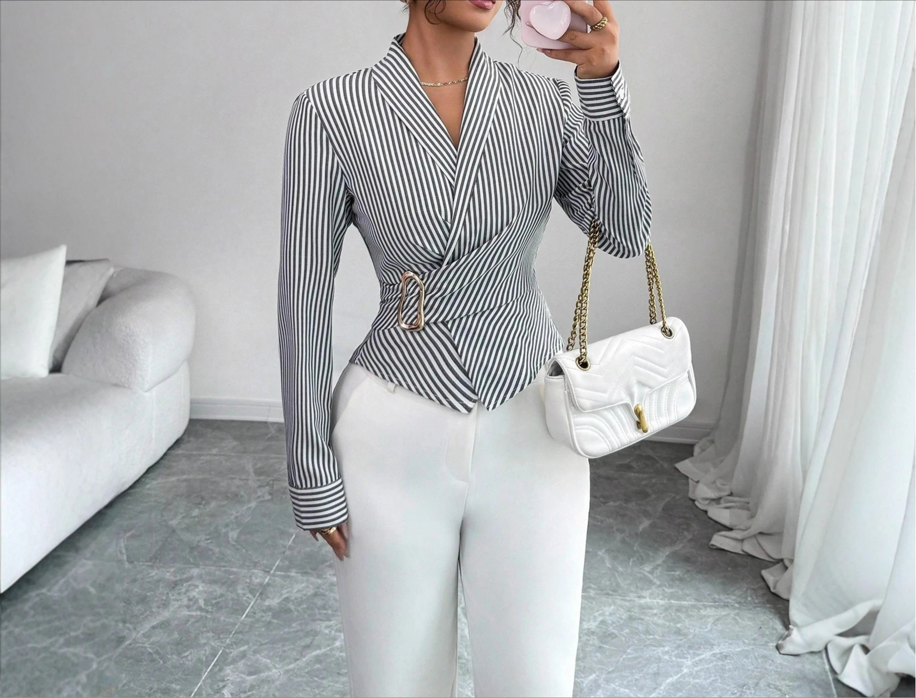 

2026 Spring New Pattern Shirt Irregular Metal Special-shaped Buckle Belt Top Women