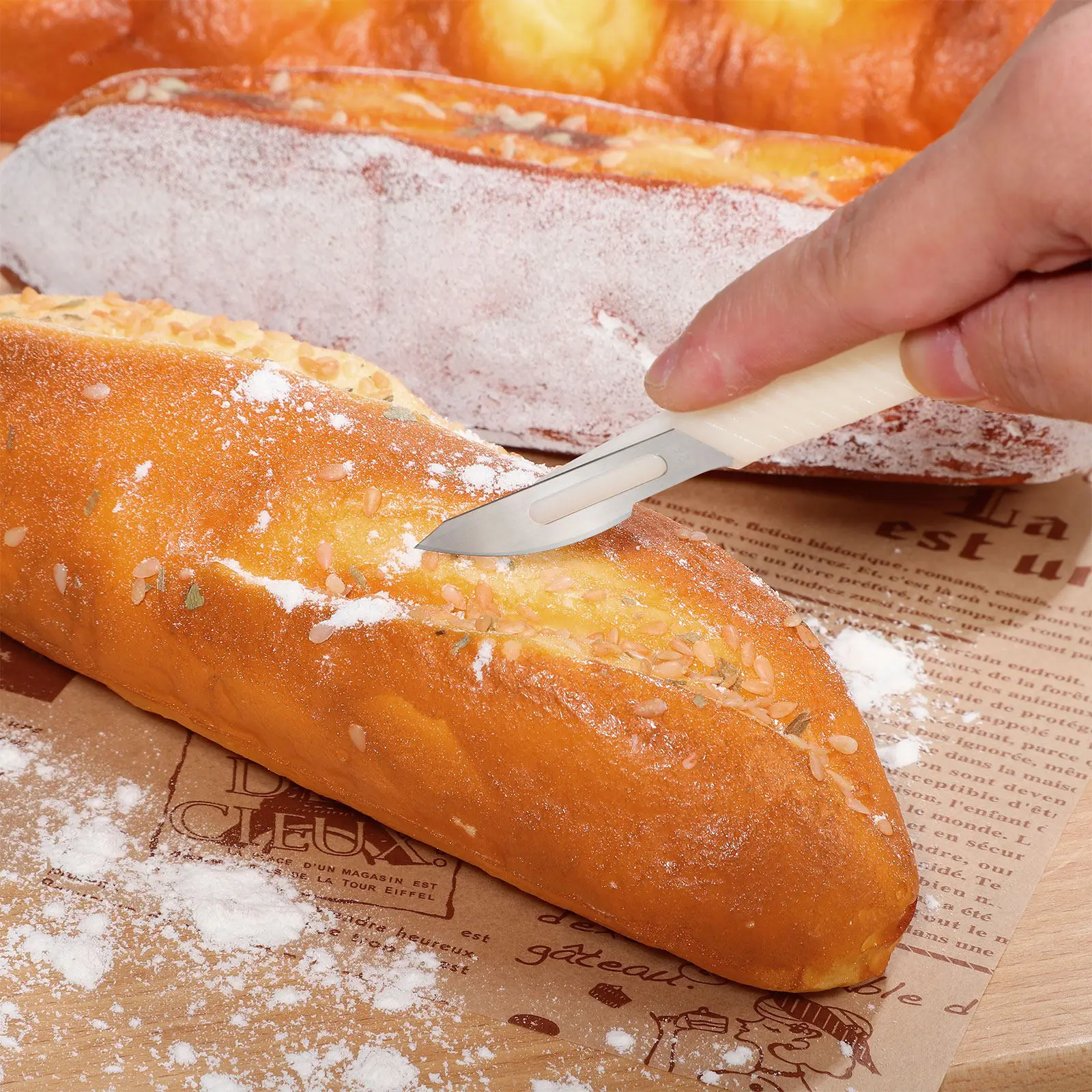 : Facas para cortar pão