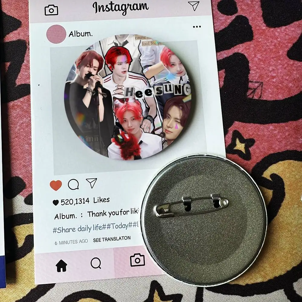H-Heeseung L-Lee Vocal King Laser Badge Creative Pins Brooch for Bag Clothes Hat Decor Gifts Fans Collect