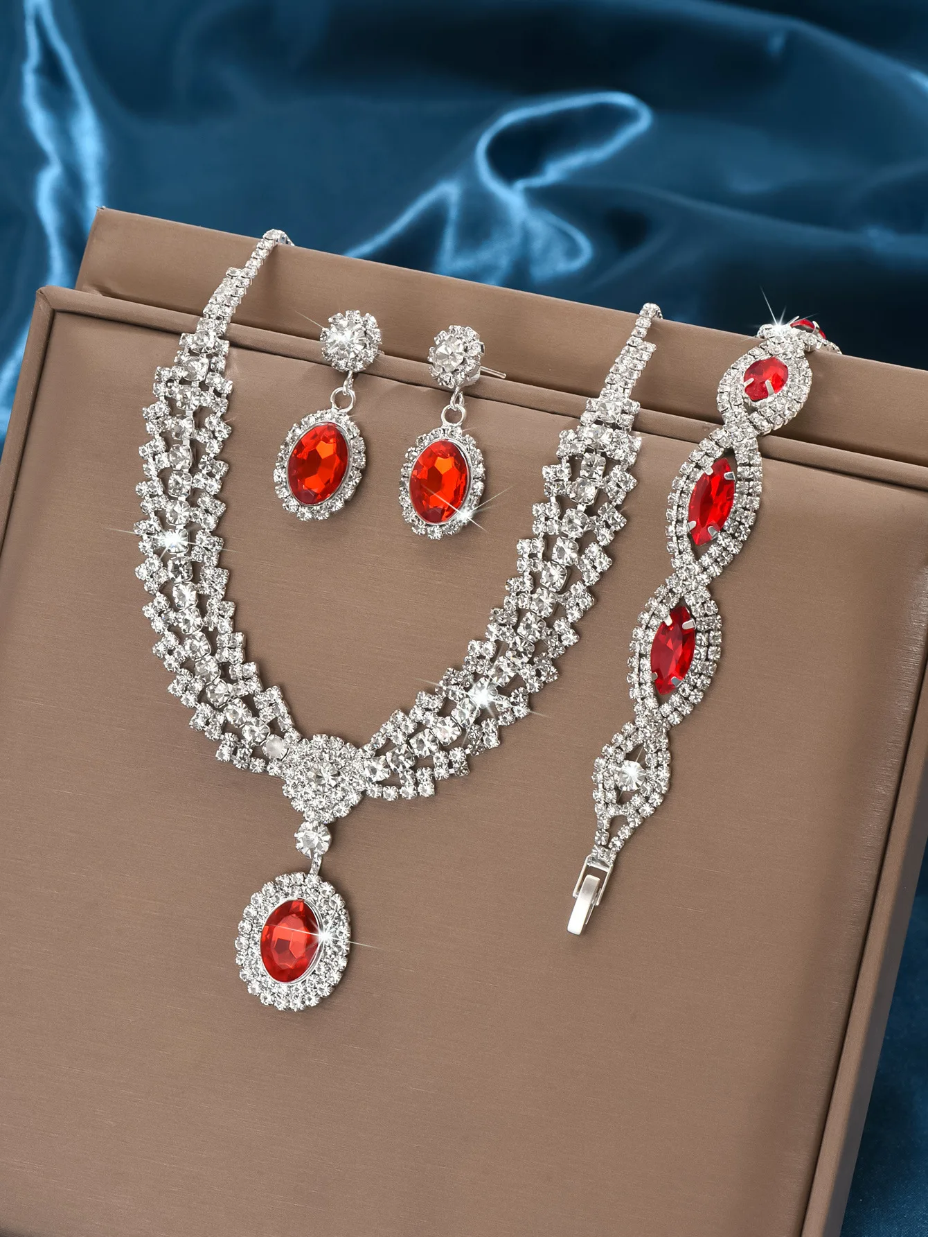 Light Luxury Geometry Jewelry Set Women Banquet Flash Full Crystal Necklace Bracelet Earring Set Wedding Anniversary Accessories