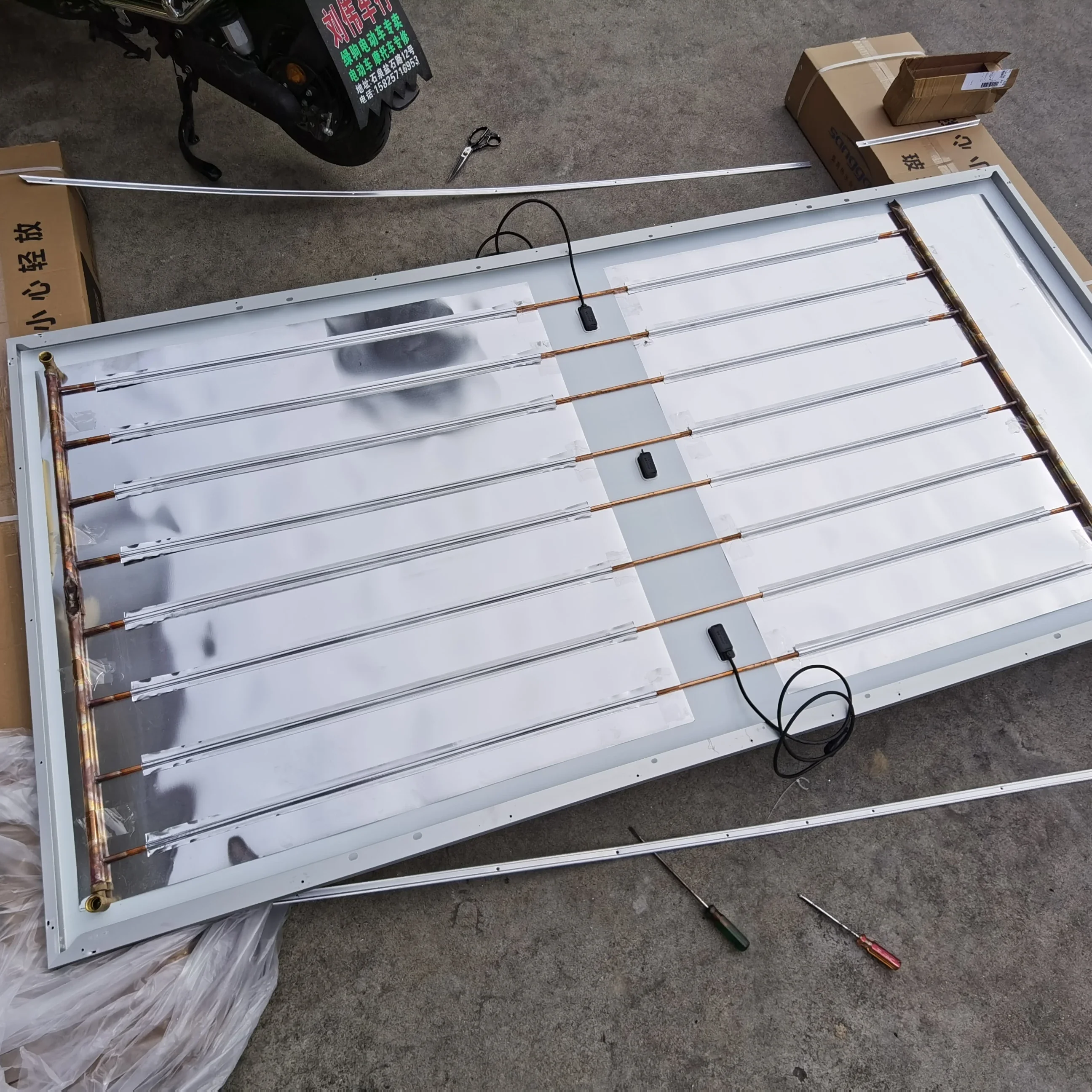 Factory Price Produce Hot Water And Electricity Aluminum Alloy Copper Pipe Pvt Hybrid Solar Panel Flat Plate Solar Collector