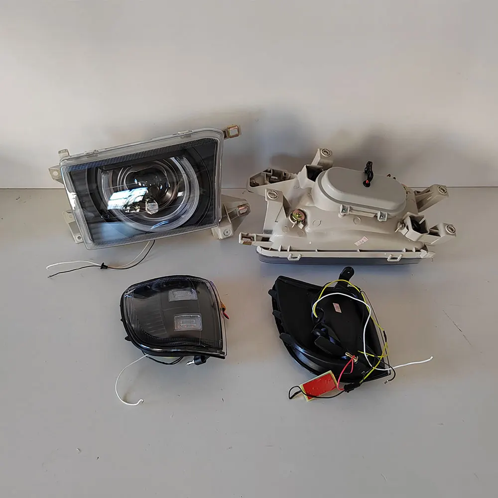 A Set Car LED Headlights Corner Lights Turn Signals For Toyota