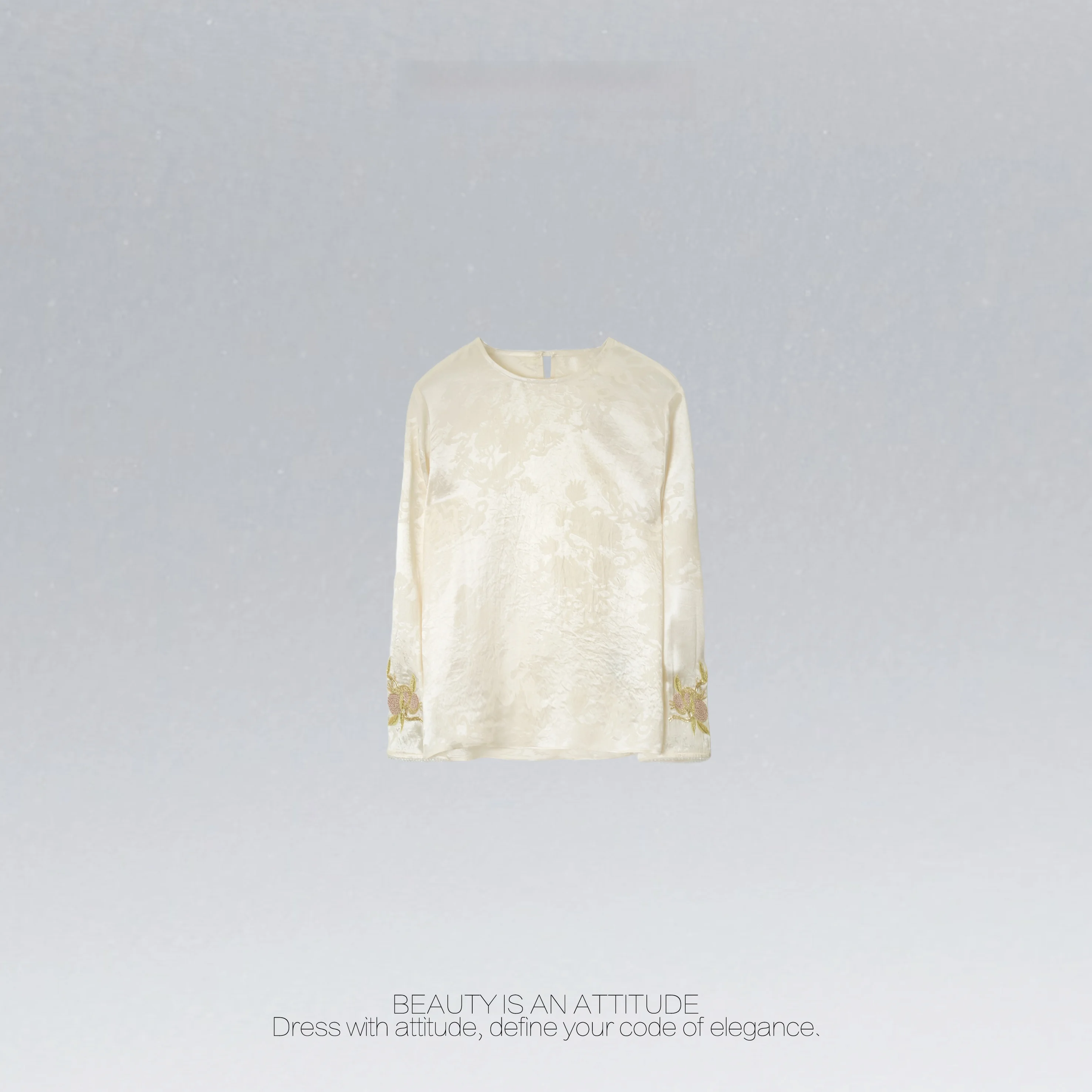 

Ele Luxury Вышитый топ из ацетата Taupé Long Sve Тонкая ткань Весна 2025 Сезон Высокое содержание l Волокна