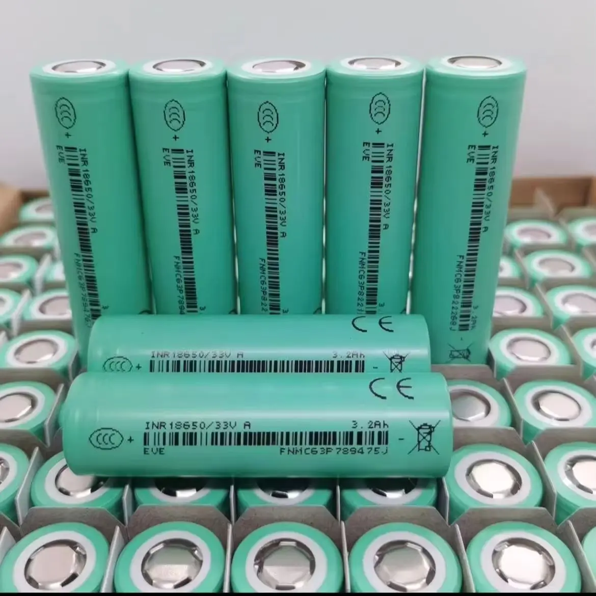 New EVE 33V INR18650  Rechargeable  Battery 3300mAh 3.7V 10A Discharge for electric scooters 18650 battery