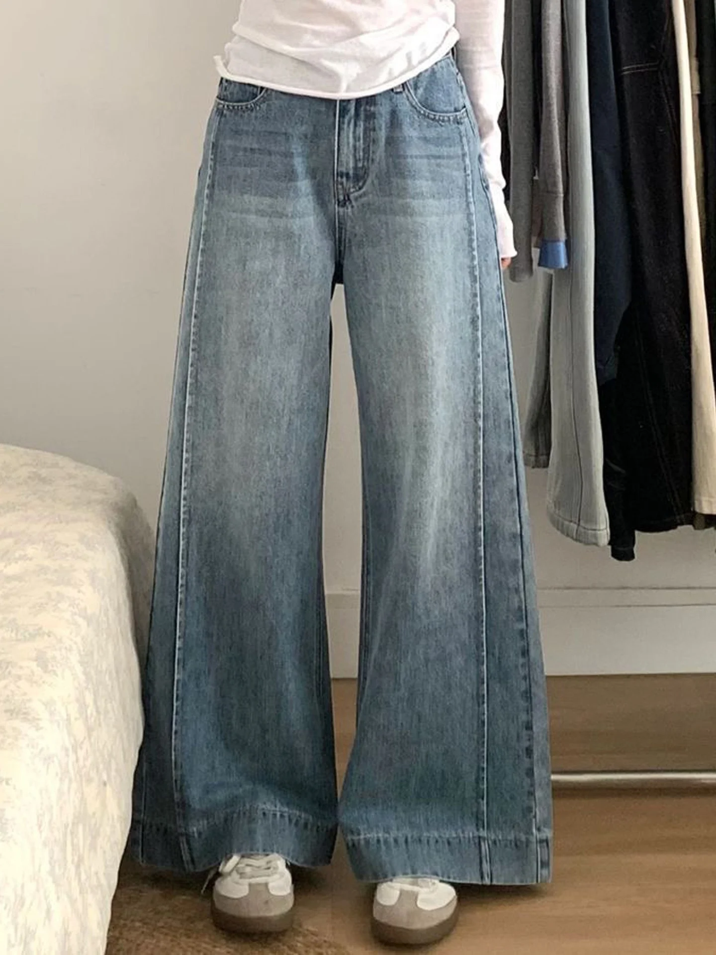 Light Blue High Waist Loose Fit Casual Wide Leg Jeans Women's Autumn New Style Slimming Straight Cut Trousers