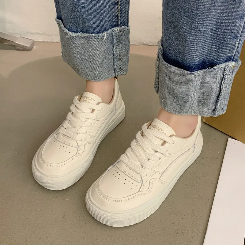 Women's White Shoes 2025 Casual Lace-up Design Sports Shoes Women's Simple Solid Color Non-slip Thick Sole Outdoor Walking Shoes