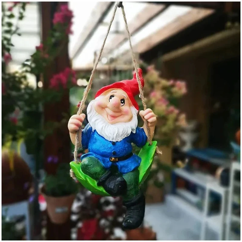 

Christmas Cute Swing Santa Claus Resin Statue Dwarfs Gnome Tree Fence Decorative Pendant Indoor Outdoor Garden Decor Ornament