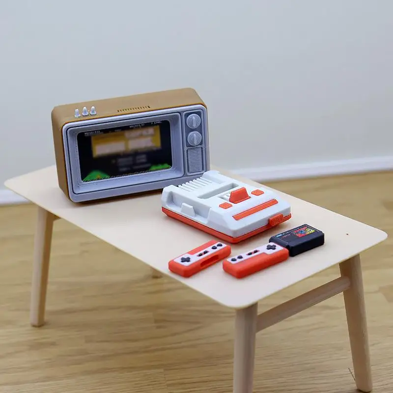 1Pc 1/12 Puppenhaus Miniatur Spielkonsole TV Modell Simulation Nostalgische Wohnzimmer Szene Modell Puppe Haus Dekor Zubehör