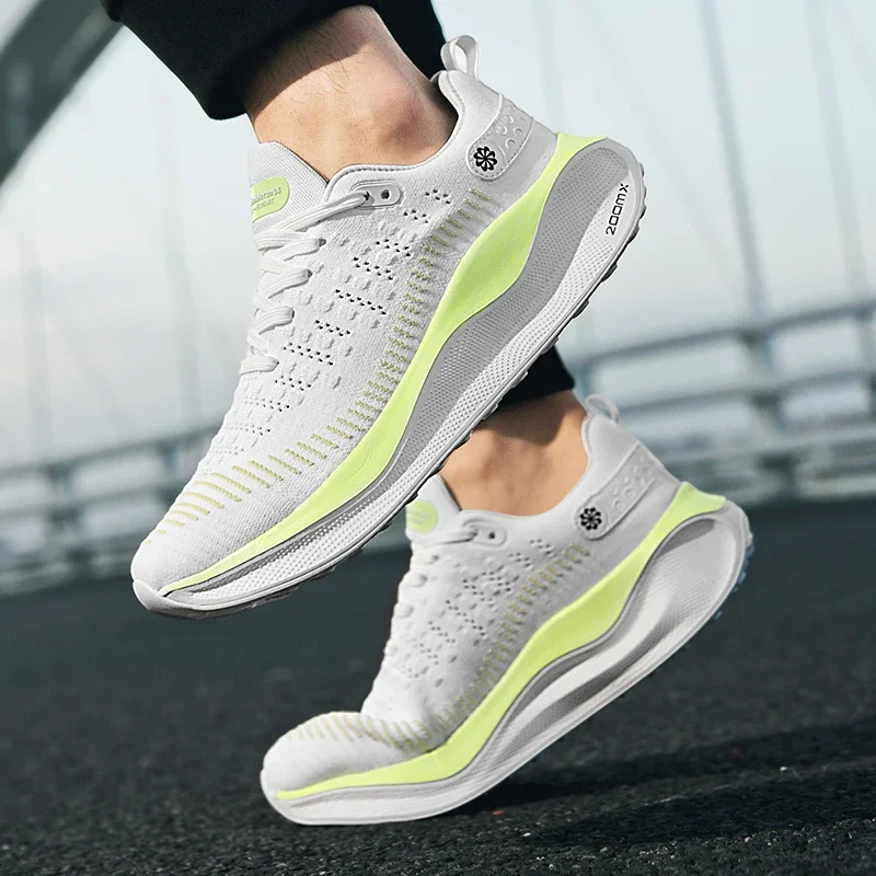 Outdoor Jogging on Foot New Men's Leisure Sports Running Shoes Wear-resistant Anti-slip Lacing Soft Air Cushion Matching Color