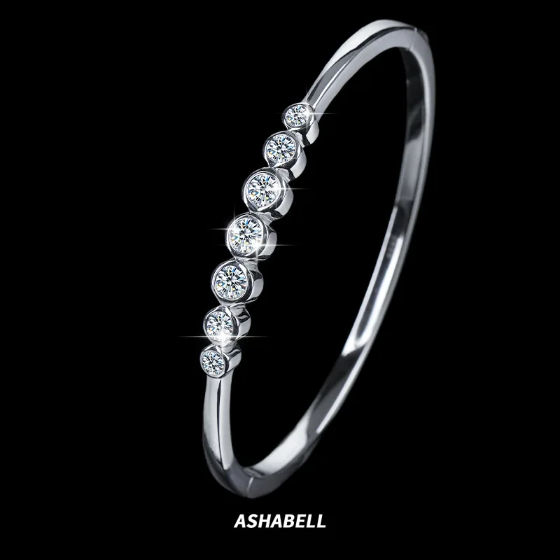 

S925 Rhodium Plated 48*56mm 2.5CT Moissanite Minimalist Solid Bangle, Elegant Women's Jewelry Gift