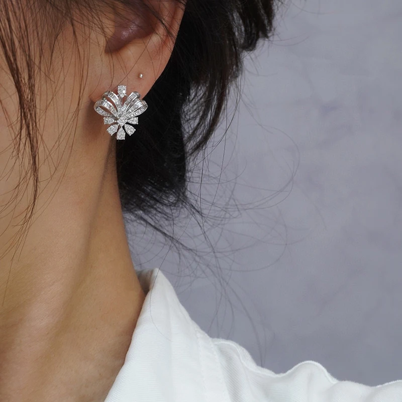Aazuo Orignal Jewelry 18K Solid White Gold Natrual Diamonds 1.16ct Fairy Flower Stud Earrings Gifted For Women Senior Banquet