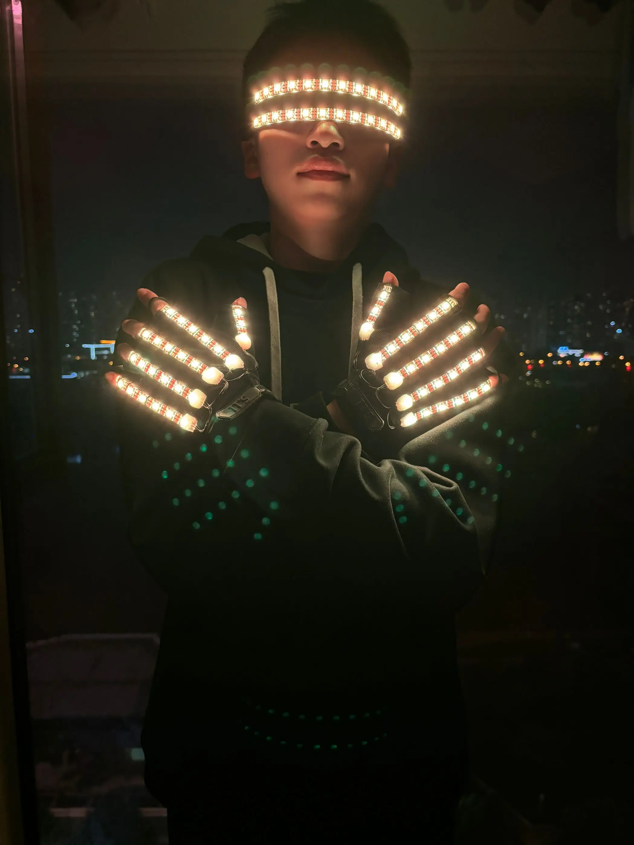 Ensembles de lunettes et gants à lumière LED pour la danse, la performance de spectacles télécommandés, la boîte de nuit, la fête d'Halloween, l'événement de festival, le changement de document