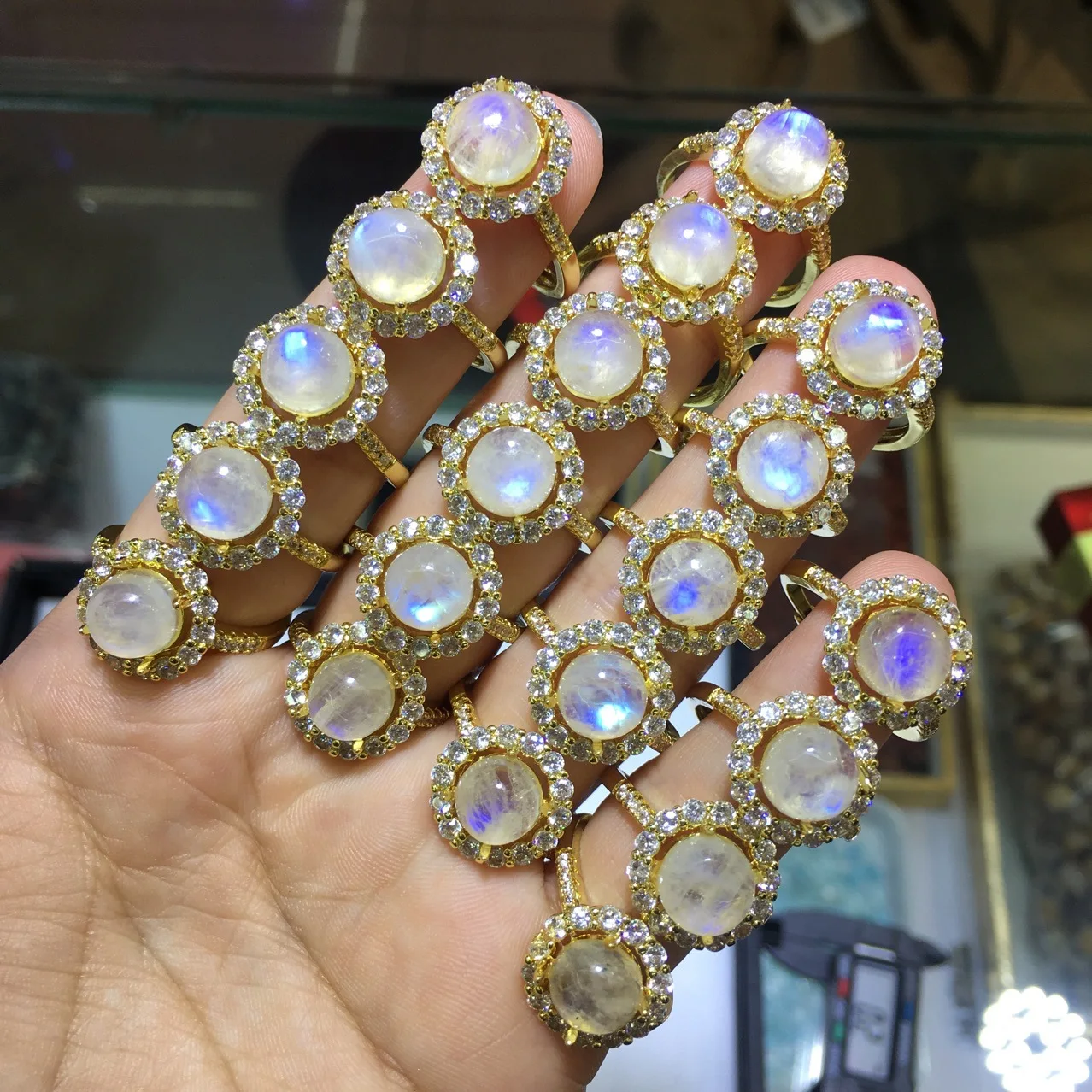 Wholesale 10pcs/lot Natural Rainbow Moonstone Rings,8mm Round Gem Ring,Semi-Precious Gemstone Jewlery Finger Rings,Adjustable