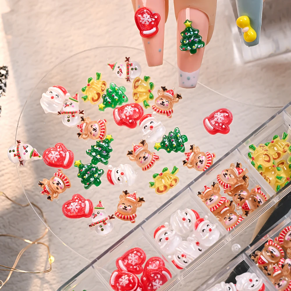 12グリッド漫画クリスマスベルエルク樹脂ネイルチャーム雪だるまリースネイルラインストーンキュートフラットバック新年マニキュアアクセサリー