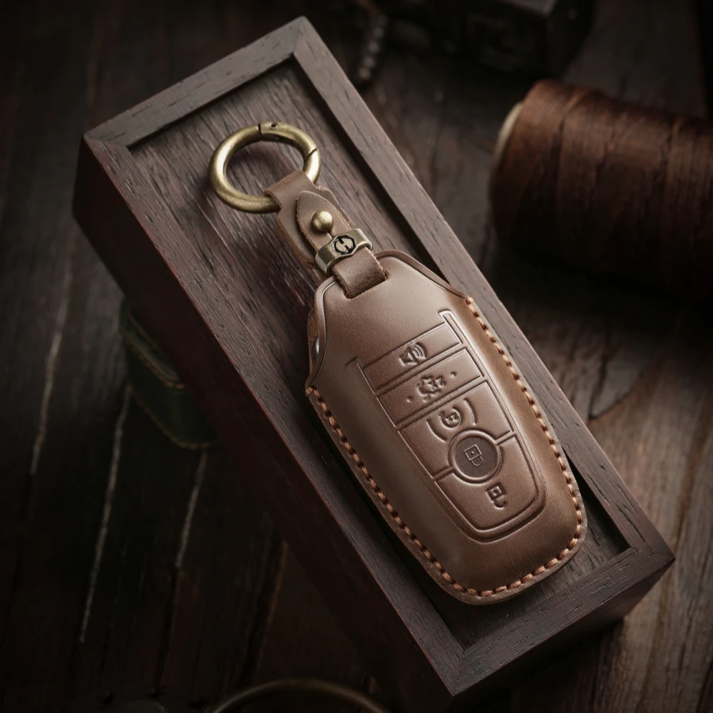 

Leather Car Key Case Cover Keychain for Ford Explorer Mustang Fusion Escape F150 F250 F350 F450 F550 Ford Raptor 2020 2021