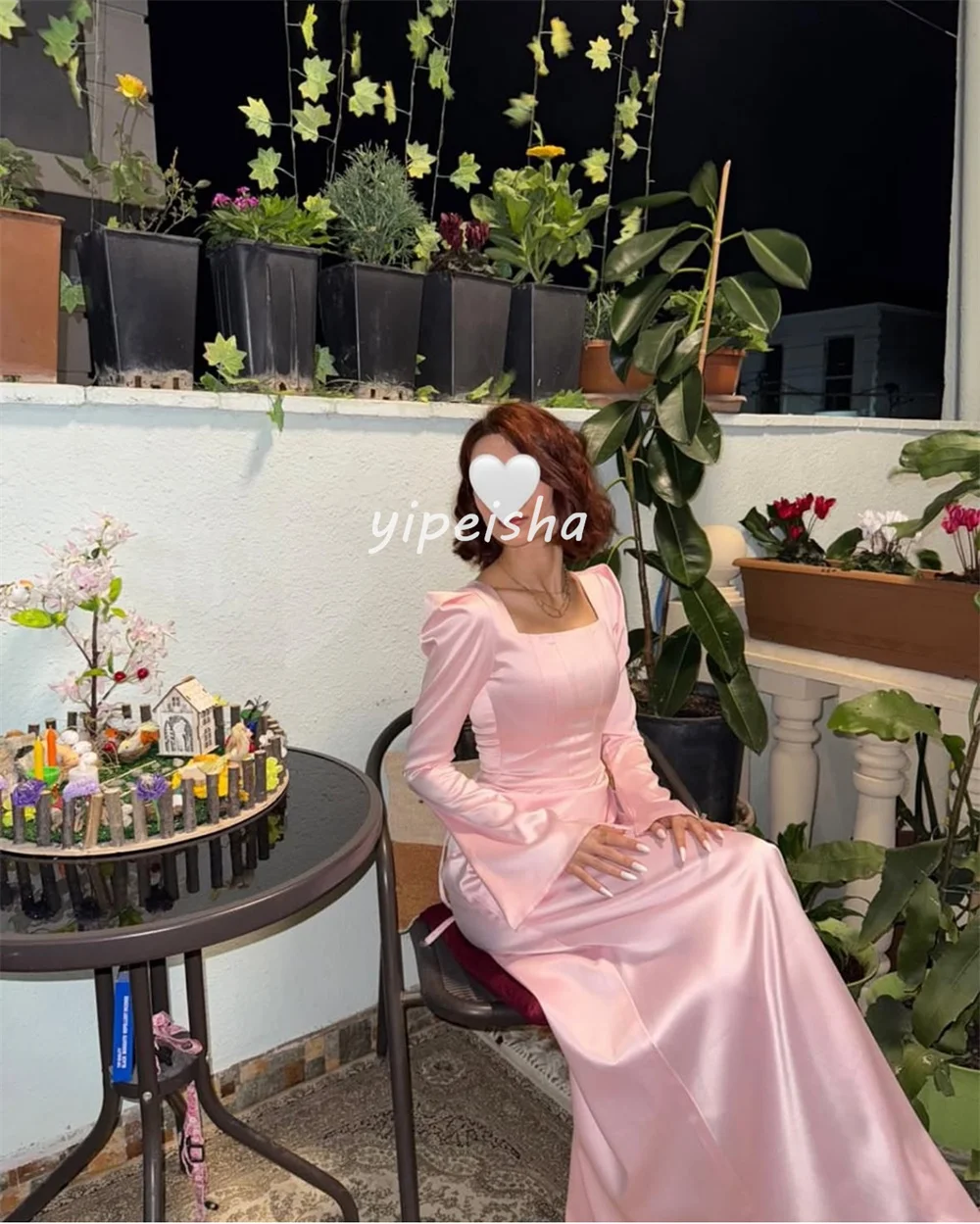 الأحجام المخصصة المتاحة بسيطة الطية Ruched حورية البحر ساحة الرقبة فساتين طويلة فساتين مناسبة مخصصة أنيقة ذات جودة عالية