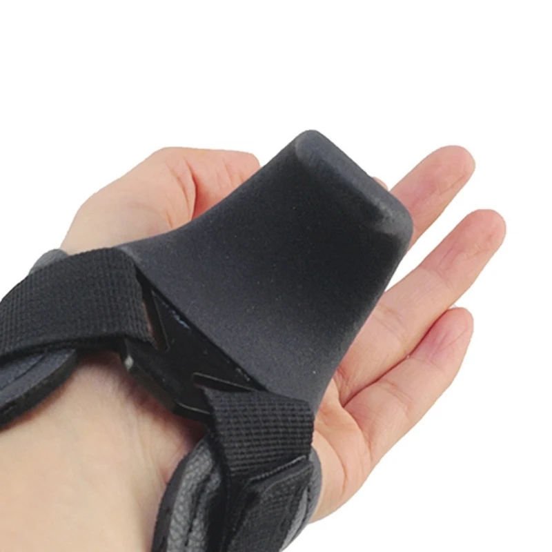 

Leather Weight Lifting Hook Gym Fitness Weightlifting Non-slip Heavy Duty Steel Strong Load Capacity Wrist Strap Hook Pull-up