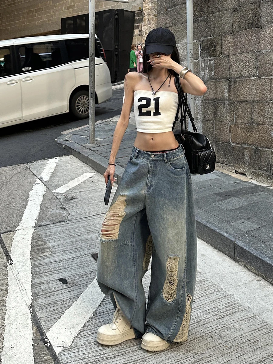 REDDACHiC Conjunto de pantalones y top de tubo para mujer, número informal # 21 Chaleco de punto, pantalones vaqueros holgados rasgados de tiro bajo, novedad en ropa de calle de Corea