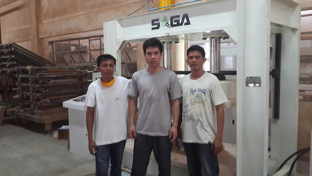 SAGA--HF Plywood Bending Press Machine for Chair Making  YX150-SA