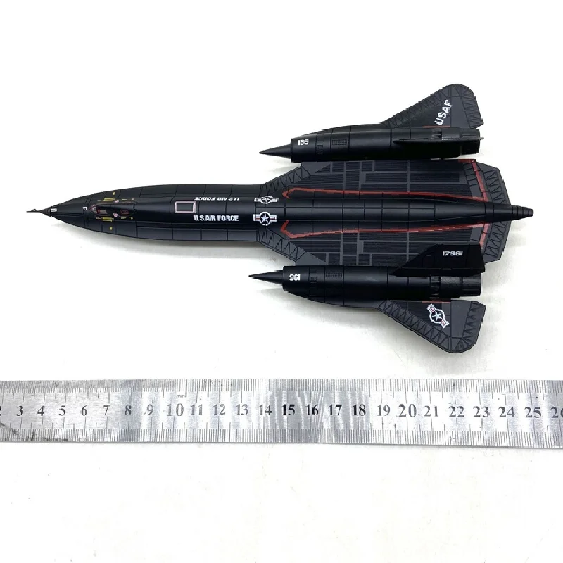 1/144 مقياس الولايات المتحدة Lockheed SR71 SR-71 Blackbird 06937 طائرة دييكاست طائرة معدنية حلية نموذج الصبي لعبة عيد ميلاد هدية