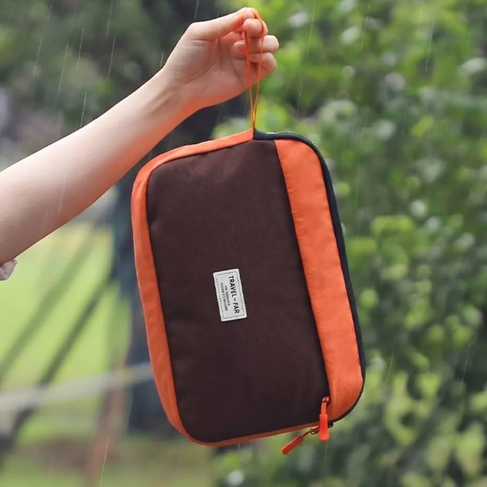 Casual Lightweight Men Toiletry Bag Hanging Portable Cosmetic Pouch Handheld Multifunctional Waterproof Storage Organizer Unisex