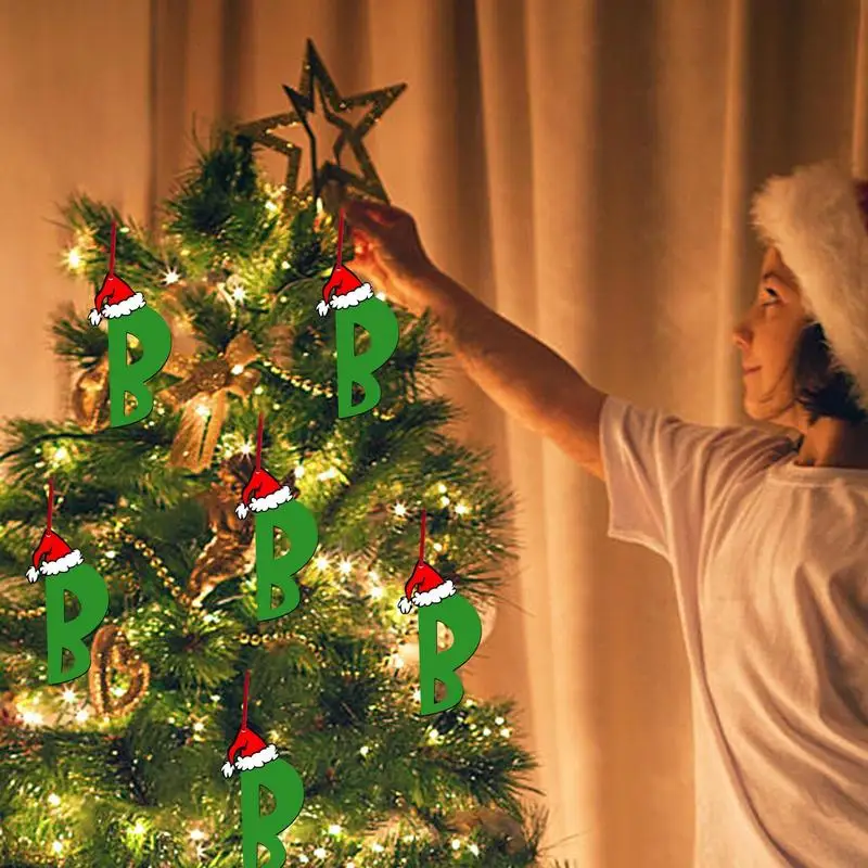 Ornamenti con lettere per albero di Natale Ciondolo natalizio con lettera acrilica 2D unica per albero Alfabeto divertente 26 lettere di Natale