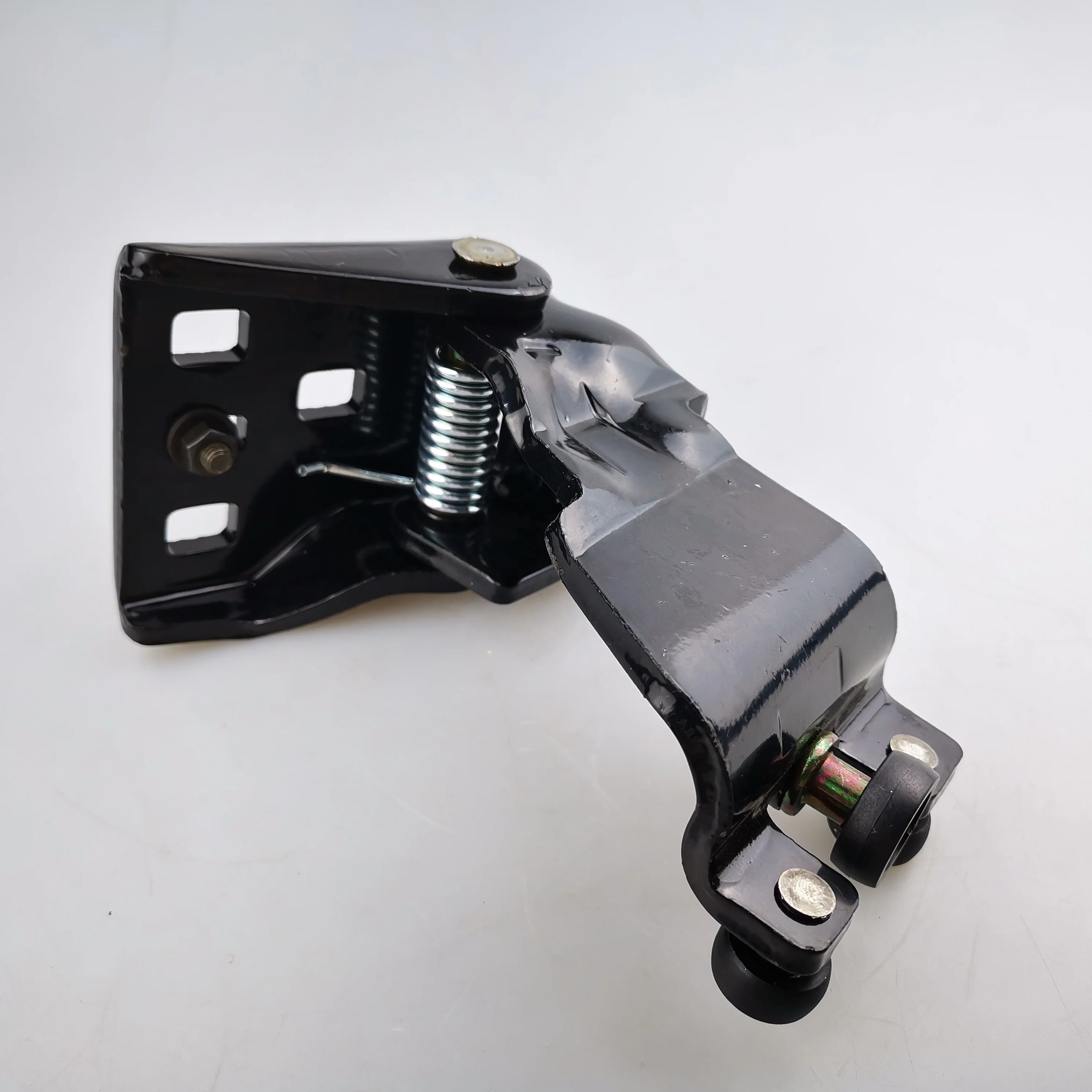SAIC MAXUS G10 Side Sliding Door Middle Hinge Assembly C00020484 C00020511